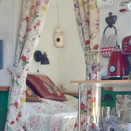 Lulla Cottage *